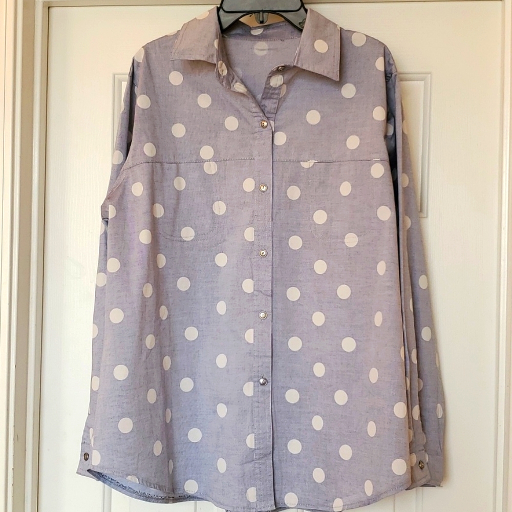 🌺3 for $10 NEW! Button-Down Shirt